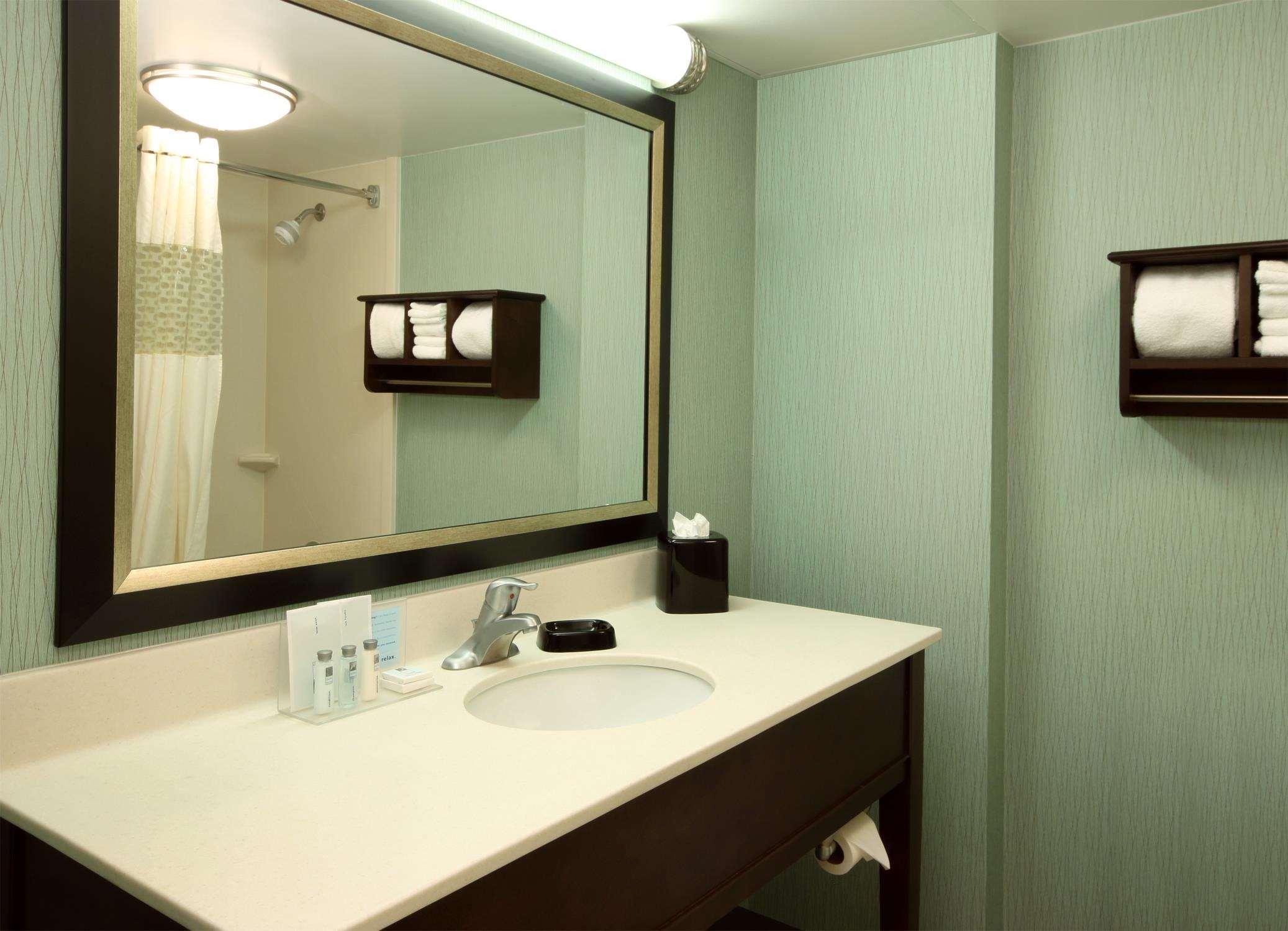 Hampton Inn Columbus/Dublin Room photo